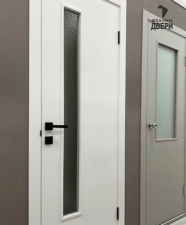Межкомнатная дверь с покрытием винил Браво-9 Super White/Wired Glass 12,5