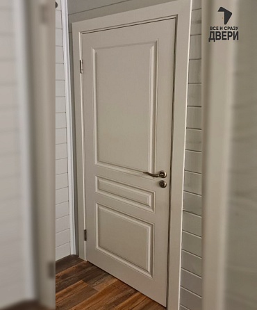 Межкомнатная крашеная дверь Скинни-14 Creamy